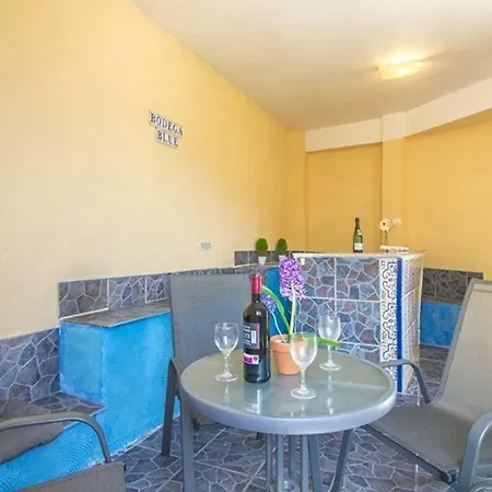 Villas Guzman - Bodega Blue Villa *